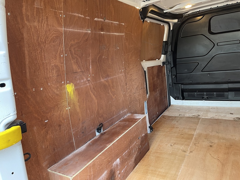 Ford Transit Custom 2.0 300 EcoBlue Leader L2 H1 Euro 6 (s/s) 5dr - U466