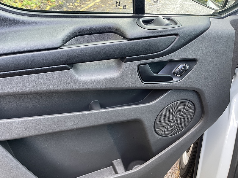 Ford Transit Custom 2.0 300 EcoBlue Leader L2 H1 Euro 6 (s/s) 5dr - U466