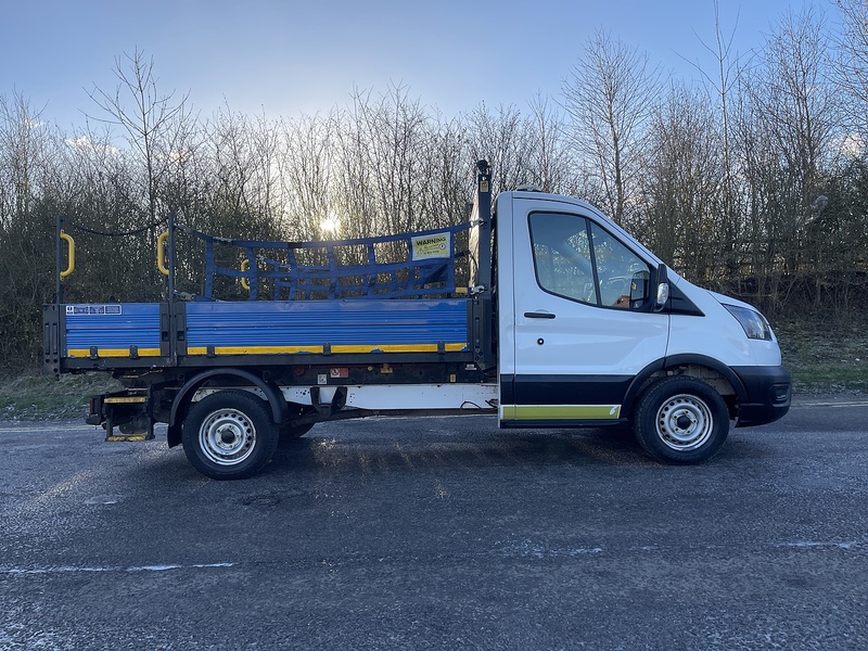 Ford Transit FORD TRANSIT 350 RWD 2.0 130 L2 TIPPER - U467