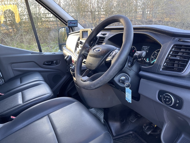 Ford Transit FORD TRANSIT 350 RWD 2.0 130 L2 TIPPER - U467