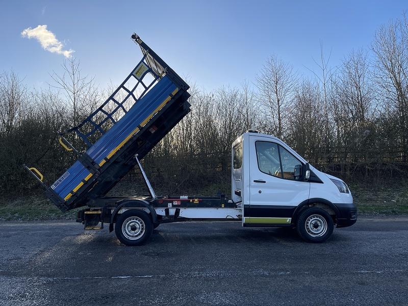 Ford Transit FORD TRANSIT 350 RWD 2.0 130 L2 TIPPER - U467