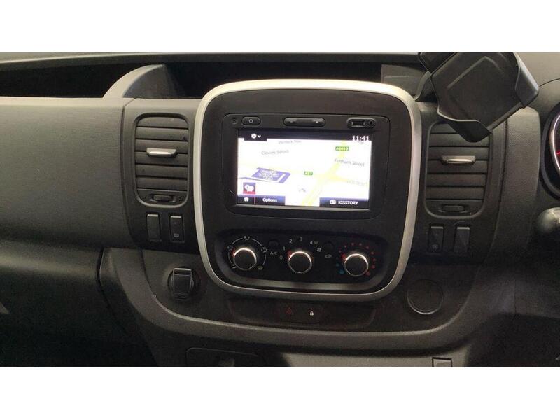 Renault Trafic 2.0 dCi ENERGY 28 Business+ SWB Standard Roof Euro 6 (s/s) 5dr - U468