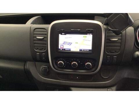 Renault Trafic 2.0 dCi ENERGY 28 Business+ SWB Standard Roof Euro 6 (s/s) 5dr - U468