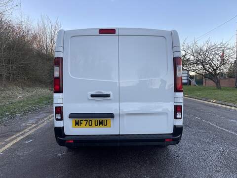 Renault Trafic 2.0 dCi ENERGY 28 Business+ SWB Standard Roof Euro 6 (s/s) 5dr - U468