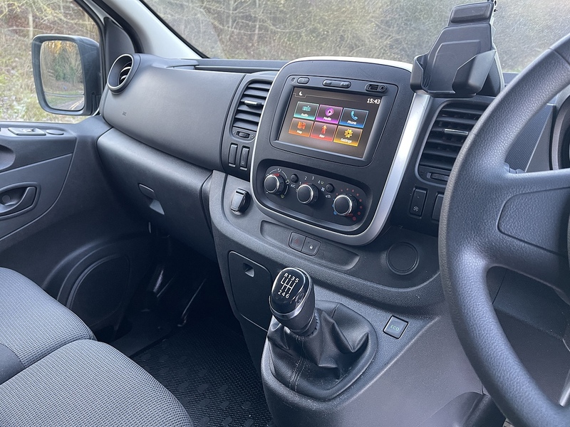 Renault Trafic 2.0 dCi ENERGY 28 Business+ SWB Standard Roof Euro 6 (s/s) 5dr - U468