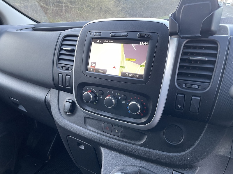 Renault Trafic 2.0 dCi ENERGY 28 Business+ SWB Standard Roof Euro 6 (s/s) 5dr - U468