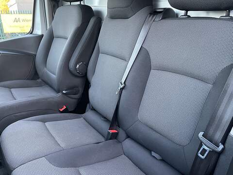 Renault Trafic 2.0 dCi ENERGY 28 Business+ SWB Standard Roof Euro 6 (s/s) 5dr - U468