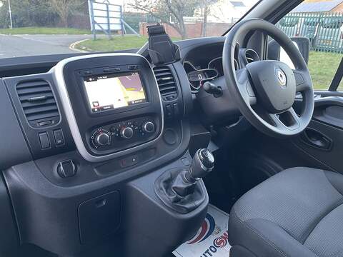 Renault Trafic 2.0 dCi ENERGY 28 Business+ SWB Standard Roof Euro 6 (s/s) 5dr - U468