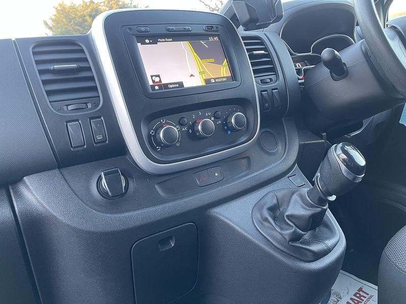 Renault Trafic 2.0 dCi ENERGY 28 Business+ SWB Standard Roof Euro 6 (s/s) 5dr - U468