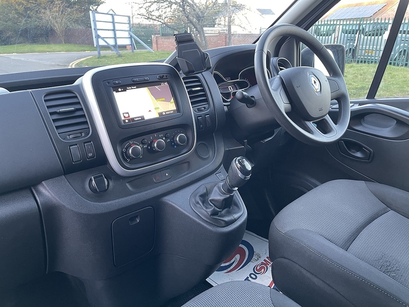 Renault Trafic 2.0 dCi ENERGY 28 Business+ SWB Standard Roof Euro 6 (s/s) 5dr - U468