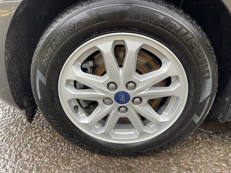 Ford Transit Connect 1.5 240 EcoBlue Limited L2 Euro 6 (s/s) 5dr - U472