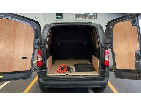 Toyota PROACE CITY 50kWh Icon Short Panel Van Auto SWB 5dr (7kW OBC) - U475