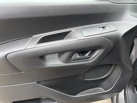 Toyota PROACE CITY 50kWh Icon Short Panel Van Auto SWB 5dr (7kW OBC) - U475