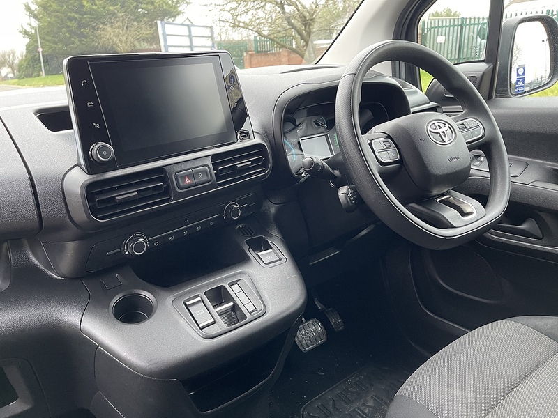 Toyota PROACE CITY 50kWh Icon Short Panel Van Auto SWB 5dr (7kW OBC) - U475