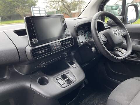 Toyota PROACE CITY 50kWh Icon Short Panel Van Auto SWB 5dr (7kW OBC) - U475