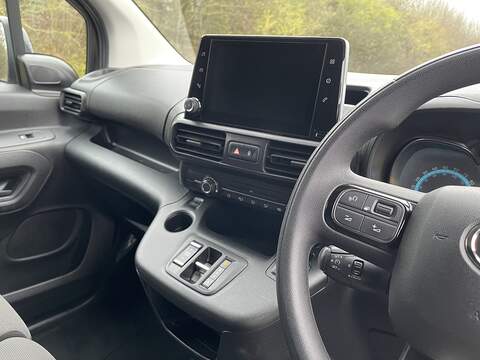 Toyota PROACE CITY 50kWh Icon Short Panel Van Auto SWB 5dr (7kW OBC) - U475