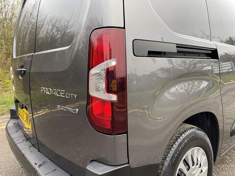 Toyota PROACE CITY 50kWh Icon Short Panel Van Auto SWB 5dr (7kW OBC) - U475