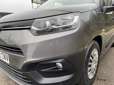 Toyota PROACE CITY 50kWh Icon Short Panel Van Auto SWB 5dr (7kW OBC) - U475