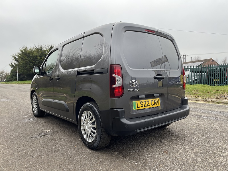Toyota PROACE CITY 50kWh Icon Short Panel Van Auto SWB 5dr (7kW OBC) - U475