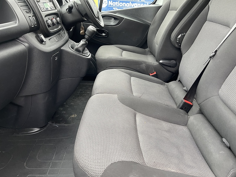 Renault Trafic 2.0 dCi ENERGY 28 Business+ SWB Standard Roof Euro 6 (s/s) 5dr - U476