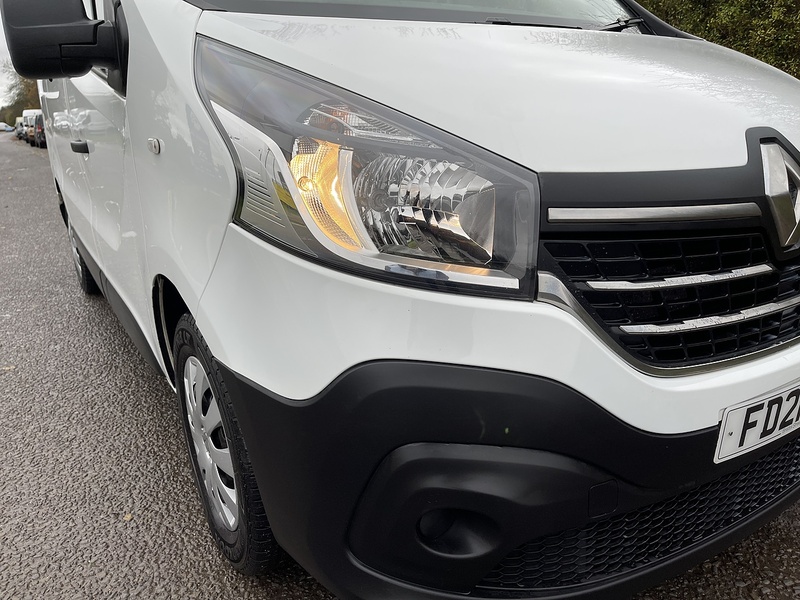 Renault Trafic 2.0 dCi ENERGY 28 Business+ SWB Standard Roof Euro 6 (s/s) 5dr - U476