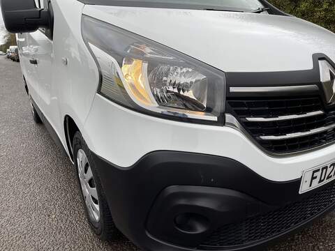 Renault Trafic 2.0 dCi ENERGY 28 Business+ SWB Standard Roof Euro 6 (s/s) 5dr - U476