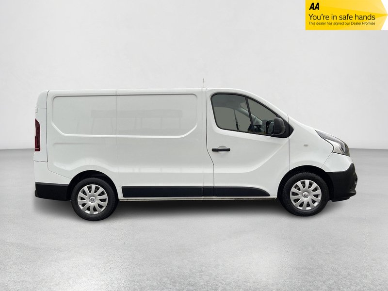Renault Trafic 2.0 dCi ENERGY 28 Business+ SWB Standard Roof Euro 6 (s/s) 5dr - U476