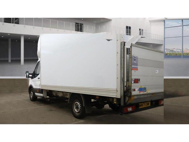 Ford Transit 2.0 350 EcoBlue Leader Luton 3dr Diesel Manual RWD L4 Euro 6 (s/s) (130 ps) - U477