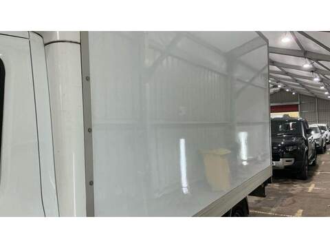 Ford Transit 2.0 350 EcoBlue Leader Luton 3dr Diesel Manual RWD L4 Euro 6 (s/s) (130 ps) - U477