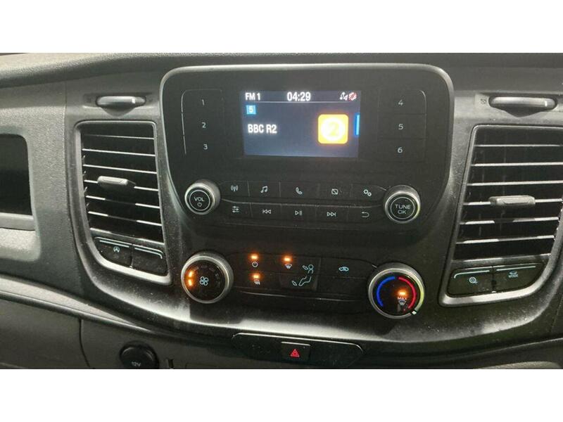Ford Transit 2.0 350 EcoBlue Leader Luton 3dr Diesel Manual RWD L4 Euro 6 (s/s) (130 ps) - U477