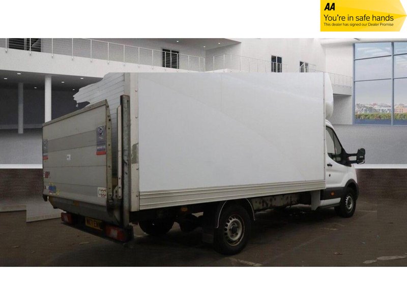 Ford Transit 2.0 350 EcoBlue Leader Luton 3dr Diesel Manual RWD L4 Euro 6 (s/s) (130 ps) - U477