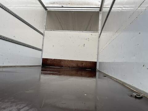 Ford Transit 2.0 350 EcoBlue Leader Luton 3dr Diesel Manual RWD L4 Euro 6 (s/s) (130 ps) - U477