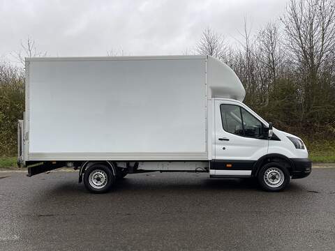 Ford Transit 2.0 350 EcoBlue Leader Luton 3dr Diesel Manual RWD L4 Euro 6 (s/s) (130 ps) - U477