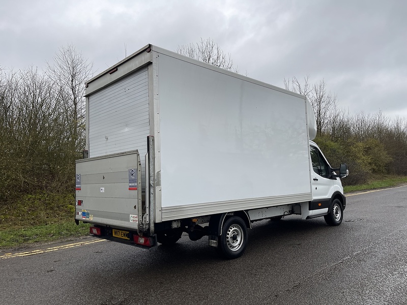 Ford Transit 2.0 350 EcoBlue Leader Luton 3dr Diesel Manual RWD L4 Euro 6 (s/s) (130 ps) - U477