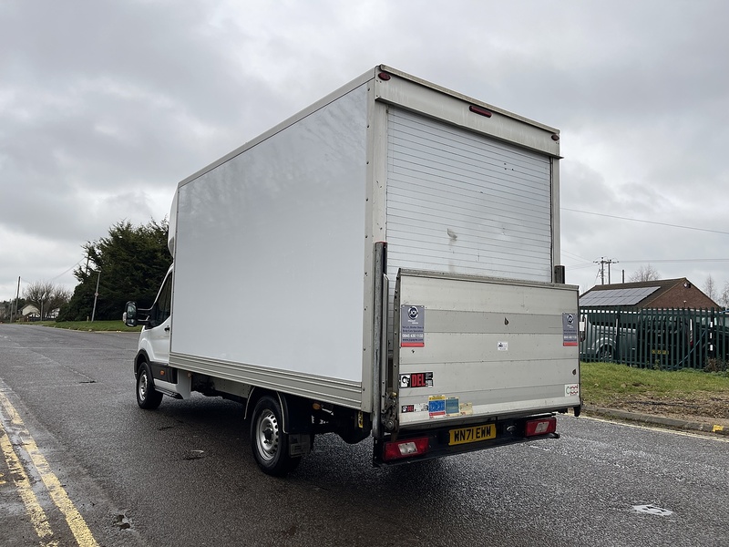 Ford Transit 2.0 350 EcoBlue Leader Luton 3dr Diesel Manual RWD L4 Euro 6 (s/s) (130 ps) - U477