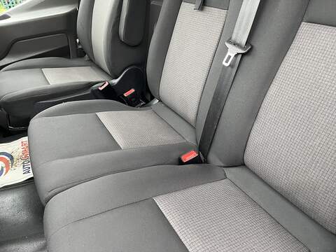 Ford Transit 2.0 350 EcoBlue Leader Luton 3dr Diesel Manual RWD L4 Euro 6 (s/s) (130 ps) - U477