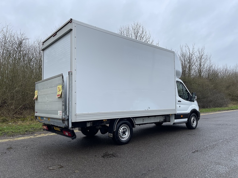 Ford Transit 2.0 350 EcoBlue Leader Luton 3dr Diesel Manual RWD L4 Euro 6 (s/s) (130 ps) - U478