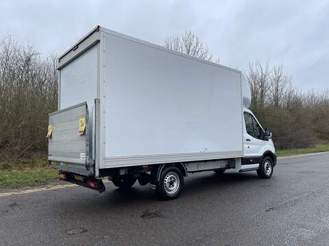 Ford Transit 2.0 350 EcoBlue Leader Luton 3dr Diesel Manual RWD L4 Euro 6 (s/s) (130 ps) - U478