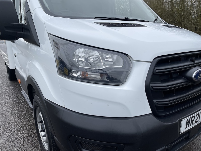 Ford Transit 2.0 350 EcoBlue Leader Luton 3dr Diesel Manual RWD L4 Euro 6 (s/s) (130 ps) - U478