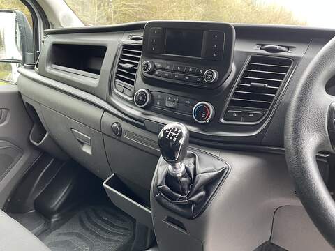 Ford Transit 2.0 350 EcoBlue Leader Luton 3dr Diesel Manual RWD L4 Euro 6 (s/s) (130 ps) - U478