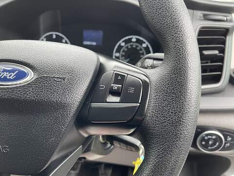 Ford Transit 2.0 350 EcoBlue Leader Luton 3dr Diesel Manual RWD L4 Euro 6 (s/s) (130 ps) - U478