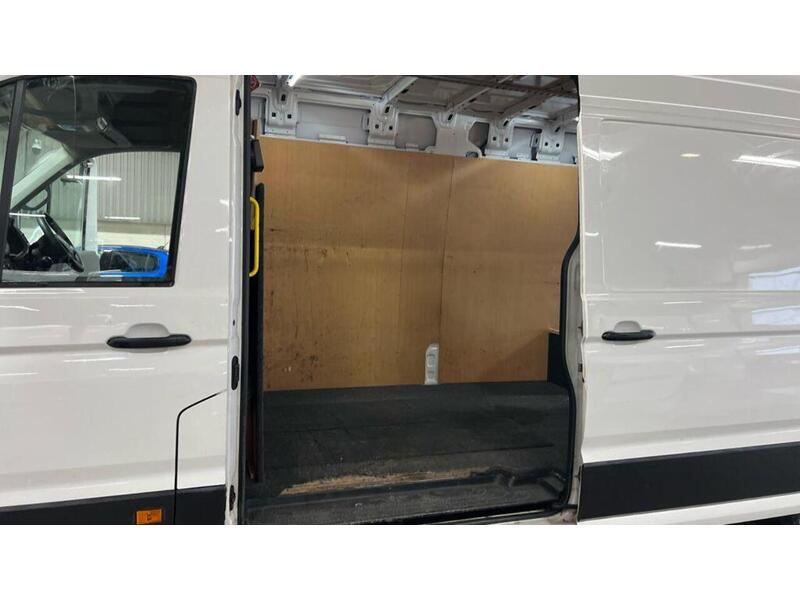 Volkswagen Crafter 2.0 TDI CR35 Trendline FWD LWB High Roof Euro 6 (s/s) 5dr - U479
