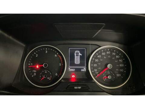 Volkswagen Crafter 2.0 TDI CR35 Trendline FWD LWB High Roof Euro 6 (s/s) 5dr - U479