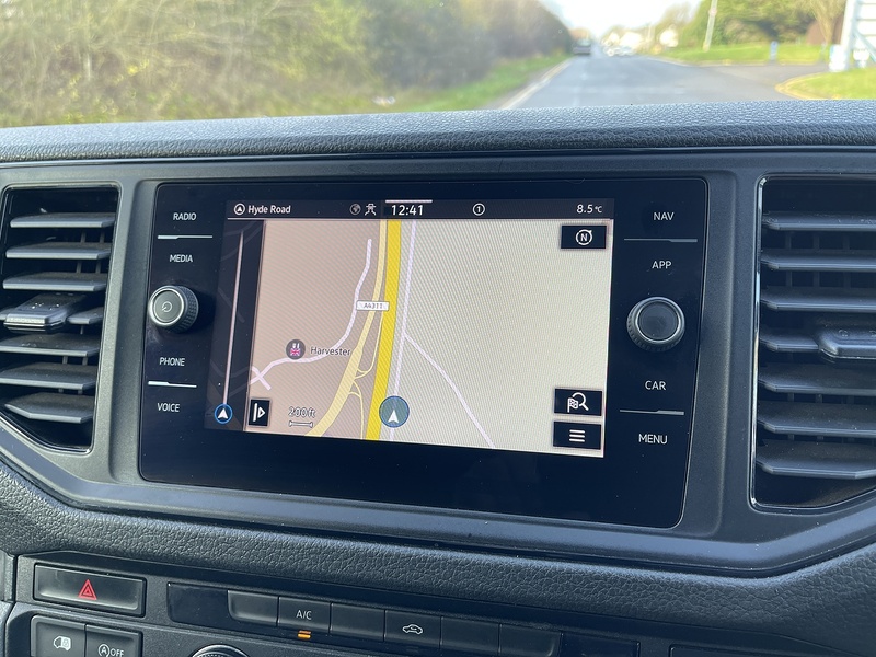 Volkswagen Crafter 2.0 TDI CR35 Trendline FWD LWB High Roof Euro 6 (s/s) 5dr - U479