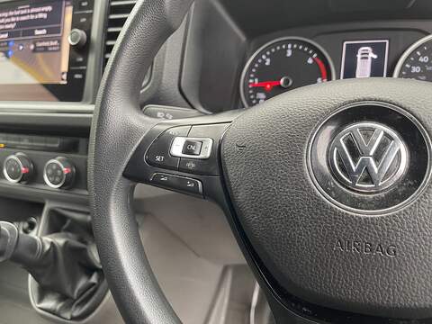 Volkswagen Crafter 2.0 TDI CR35 Trendline FWD LWB High Roof Euro 6 (s/s) 5dr - U479