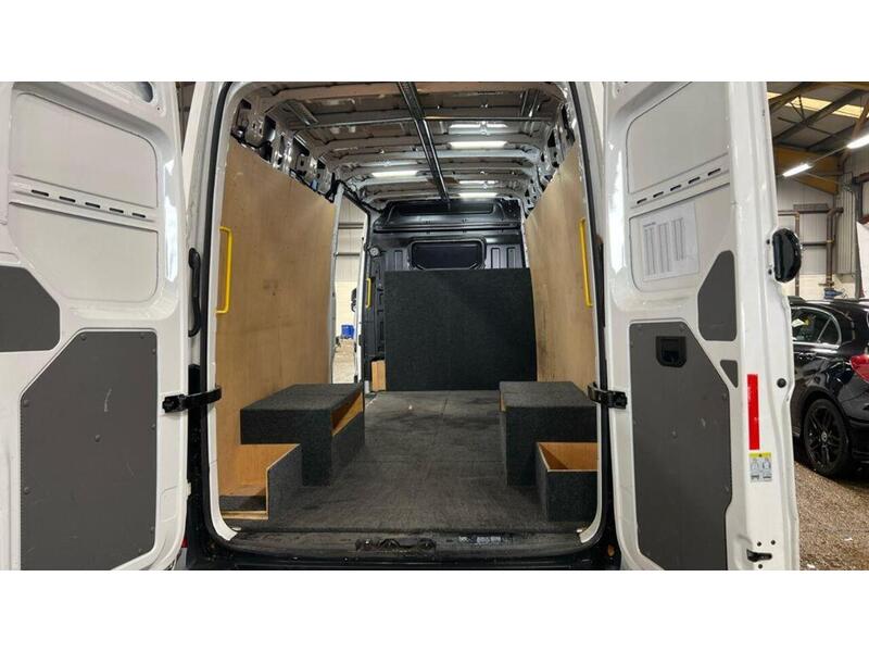Volkswagen Crafter 2.0 TDI CR35 Trendline FWD LWB High Roof Euro 6 (s/s) 5dr - U480