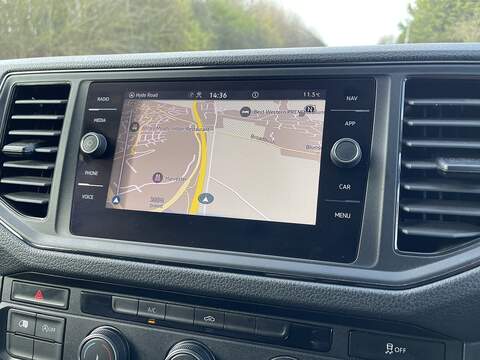 Volkswagen Crafter 2.0 TDI CR35 Trendline FWD LWB High Roof Euro 6 (s/s) 5dr - U480