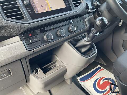 Volkswagen Crafter 2.0 TDI CR35 Trendline FWD LWB High Roof Euro 6 (s/s) 5dr - U480