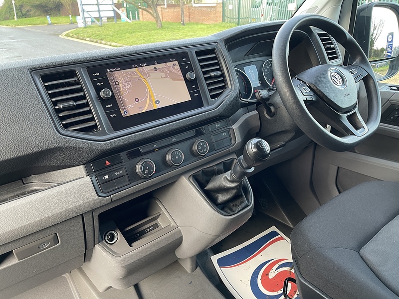 Volkswagen Crafter 2.0 TDI CR35 Trendline FWD LWB High Roof Euro 6 (s/s) 5dr - U480