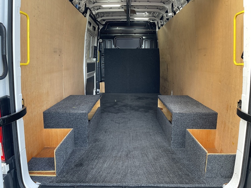 Volkswagen Crafter 2.0 TDI CR35 Trendline FWD LWB High Roof Euro 6 (s/s) 5dr - U480